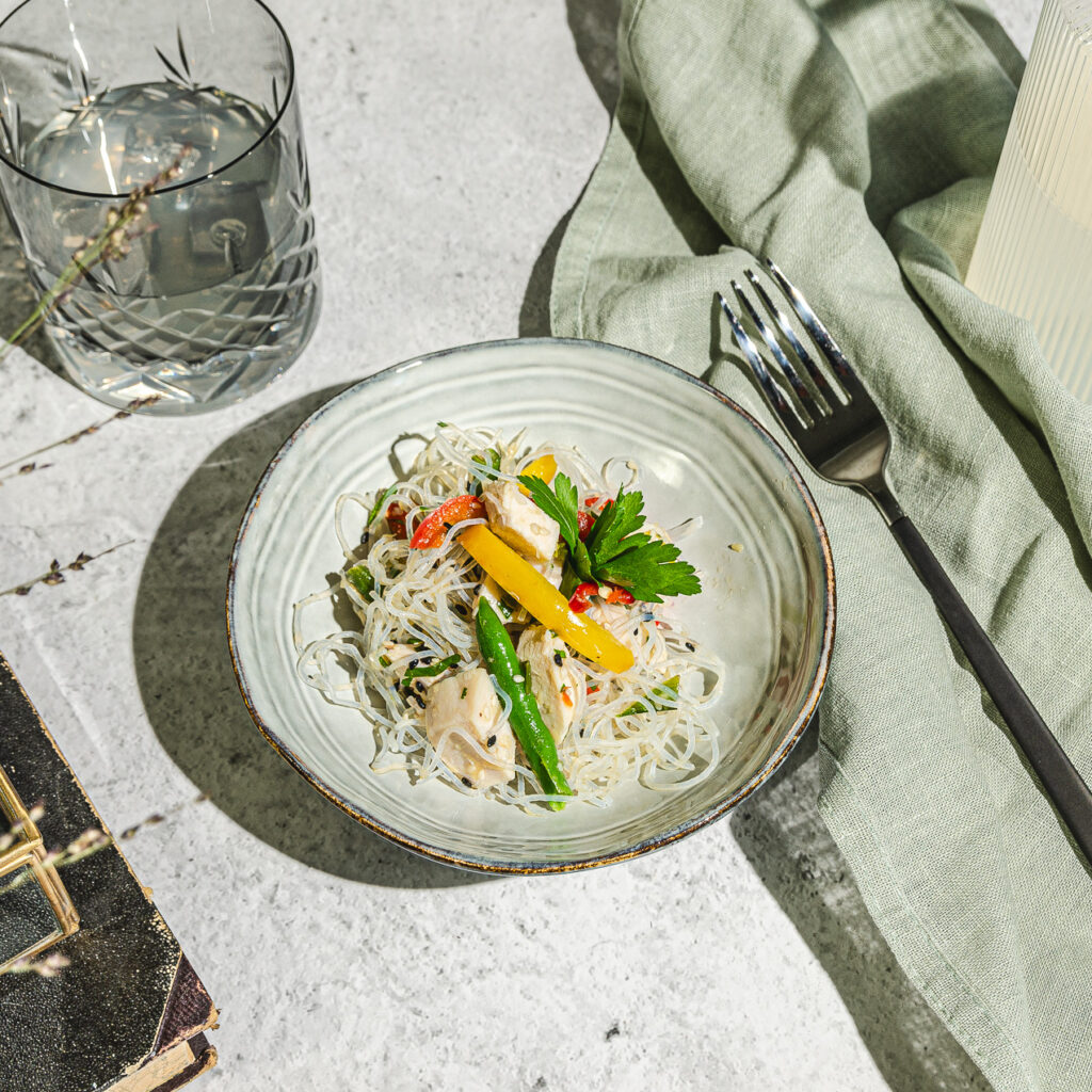 Nudelsallad med kyckling