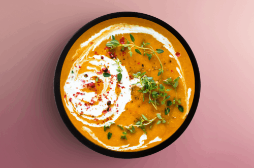 Mustig linssoppa på röda linser